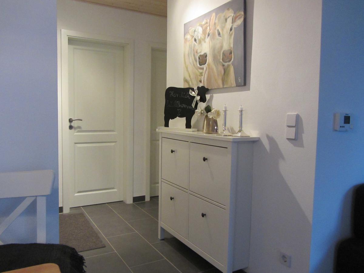 Fewo Kleine Brise Greetsiel Apartment Bagian luar foto